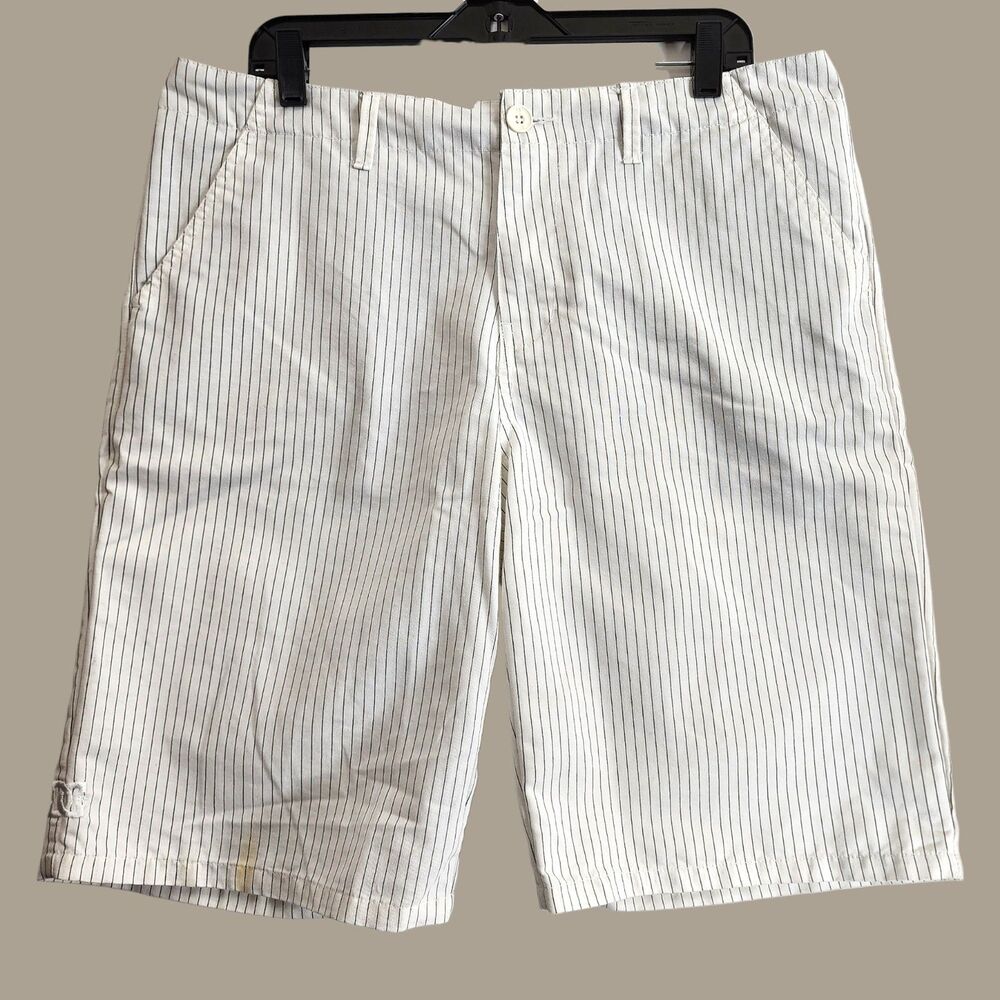 DC Shorts Mens 36 White Pinstripe Chino Casual Skateboarding Streetwear Outdoor